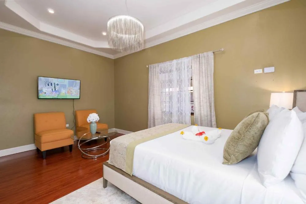 דיסקברי ביי Villa De-Luxe Paradise ג'מייקה
